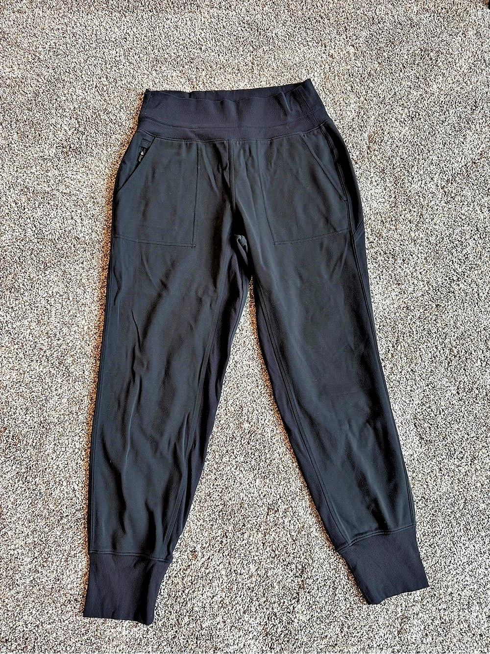 Athleta Venice Jogger Women'Small Black Joggers Size Small Like New